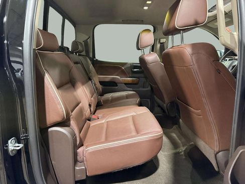 Used 2017 Chevrolet Silverado 1500 High Country image 25