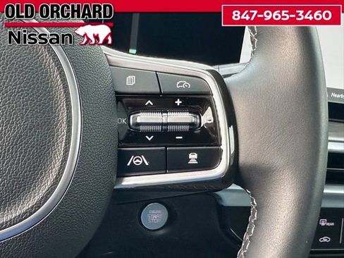 Used 2025 Kia Sorento SX Prestige image 30
