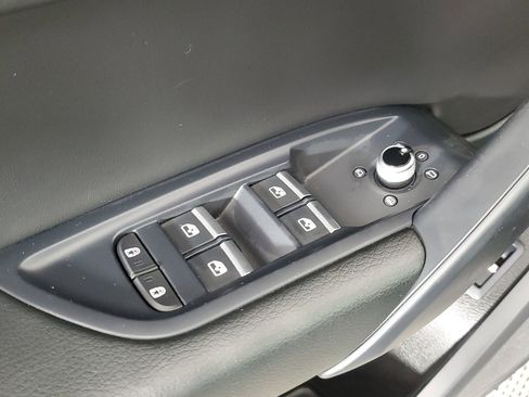 Certified 2023 Audi Q5 2.0T Premium w/ Convenience Package image 27