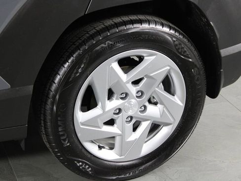 Certified 2026 Hyundai Kona SE FWD image 13