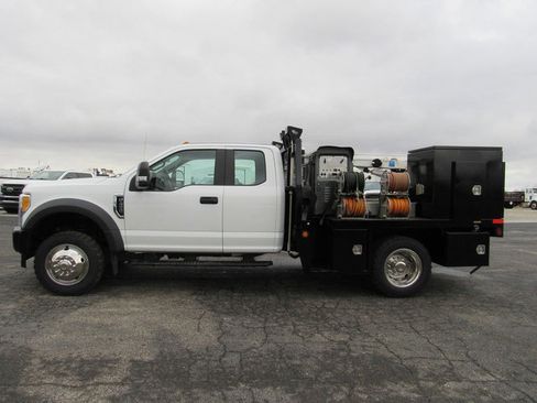 Used 2017 Ford F450 XL w/ Power Equipment Group AWD/4WD image 2