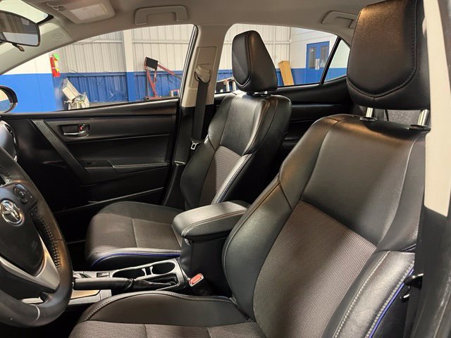 Used 2019 Toyota Corolla SE FWD image 23