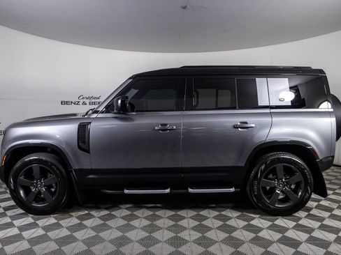 Used 2023 Land Rover Defender 110 S AWD/4WD image 9