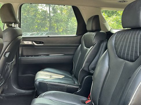 Used 2023 Hyundai Palisade Limited image 25