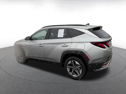 Used 2025 Hyundai Tucson SEL AWD/4WD image 10