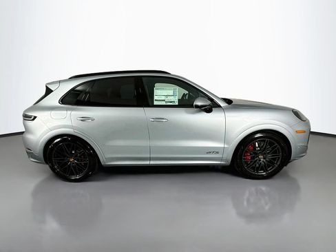 New 2026 Porsche Cayenne GTS AWD/4WD image 8