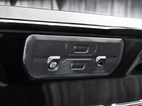 Used 2022 GMC Sierra 1500 AT4 image 72