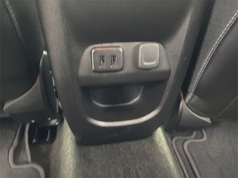 Used 2016 Chevrolet Colorado LT w/ Luxury Package, Chrome image 31