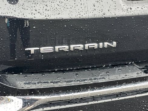 Used 2024 GMC Terrain Denali w/ Black Diamond Edition AWD/4WD image 51