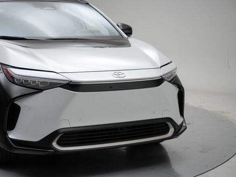 Used 2023 Toyota bZ4X FWD w/ Weather Package image 11