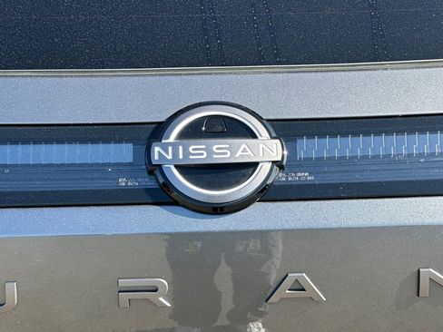 Used 2025 Nissan Murano SL AWD/4WD image 49