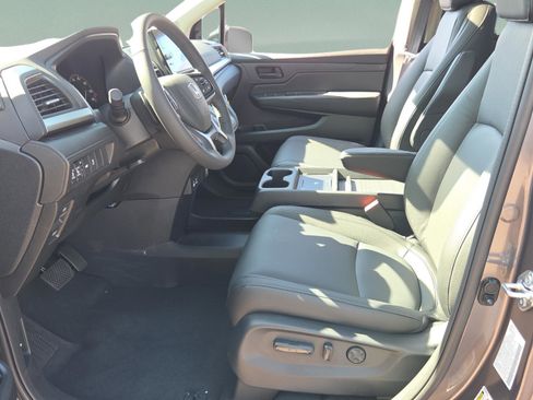 New 2026 Honda Odyssey EX-L image 11