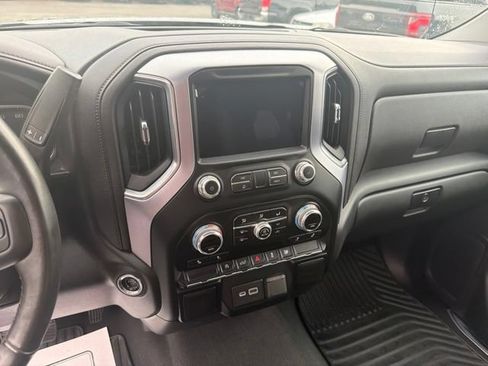 Used 2019 GMC Sierra 1500 SLE w/ SLE Value Package AWD/4WD image 25