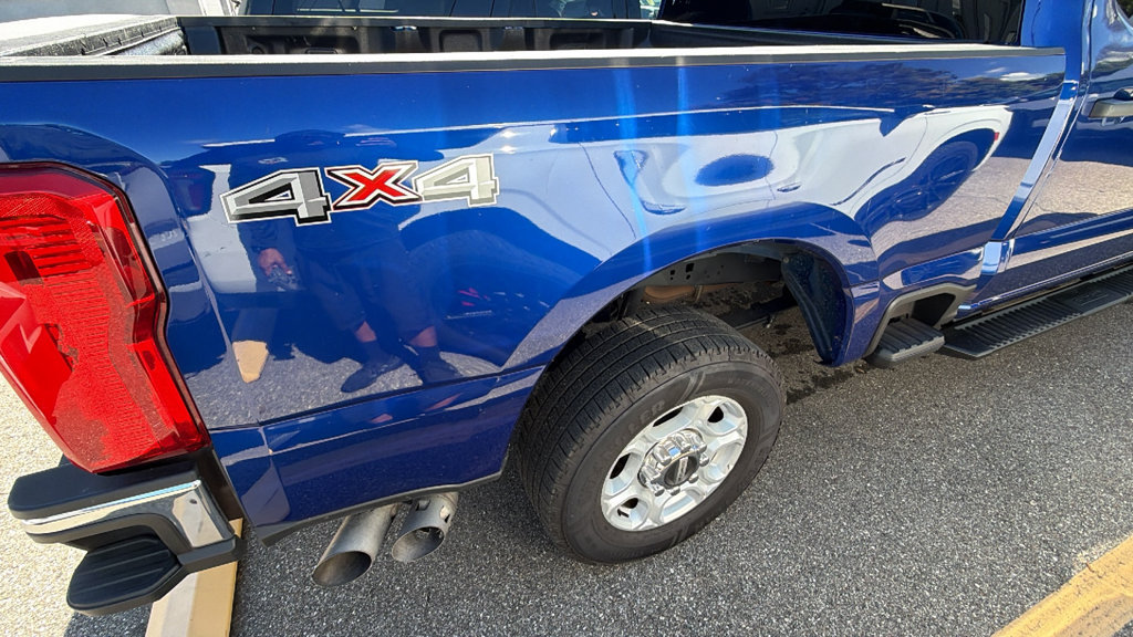 Used 2026 Ford F250 XLT AWD/4WD image 8