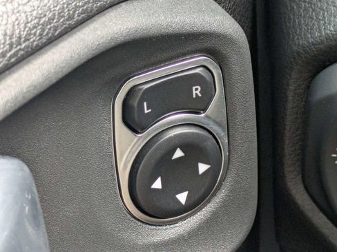 Used 2024 Jeep Wrangler Unlimited Sport AWD/4WD image 24
