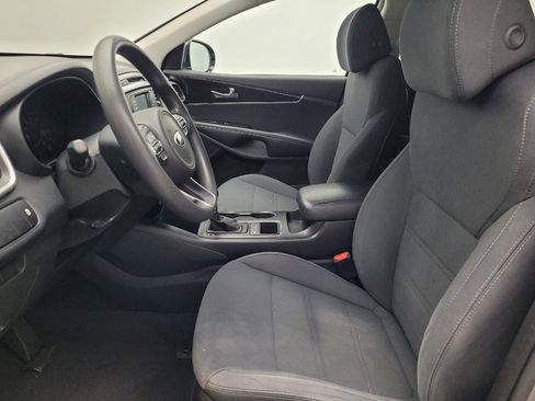 Used 2017 Kia Sorento LX image 17
