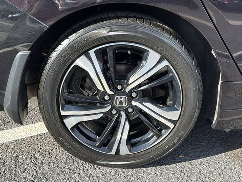 Used 2018 Honda Civic Touring image 13