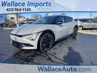 New 2025 Kia EV6 Wind video 1