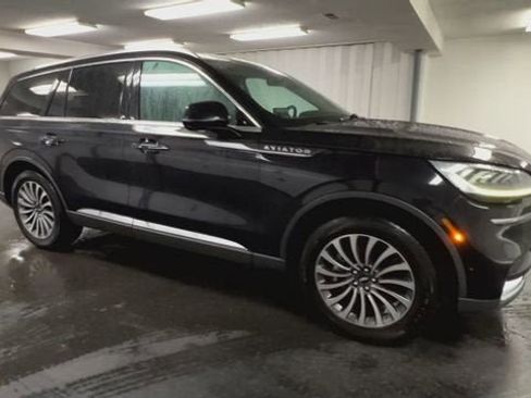 Used 2020 Lincoln Aviator Reserve w/ Equipment Group 201A image 2