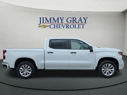 New 2026 Chevrolet Silverado 1500 Custom RWD image 6