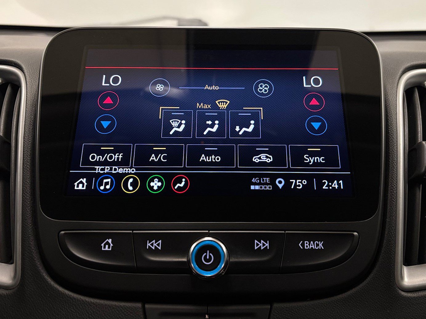Used 2023 Chevrolet Malibu LT FWD image 18