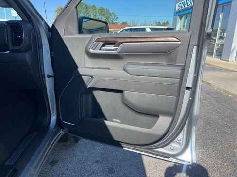 Used 2026 GMC Sierra 1500 Elevation image 29