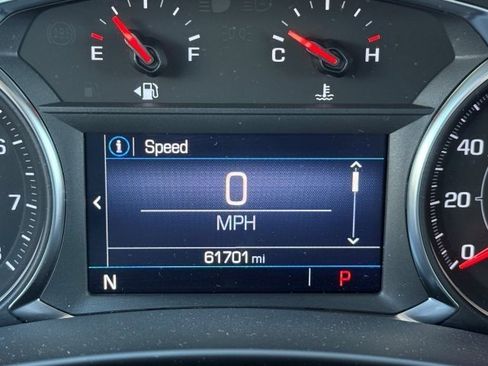 Used 2023 GMC Terrain SLE w/ Driver Convenience Package image 33