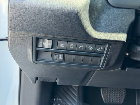 Certified 2025 Toyota Tundra SR5 AWD/4WD image 24