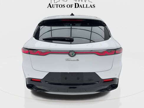 New 2024 Alfa Romeo Tonale Ti image 11