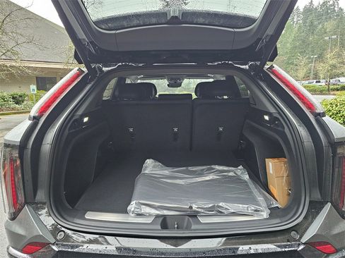 New 2026 Cadillac Optiq Sport 1 image 15