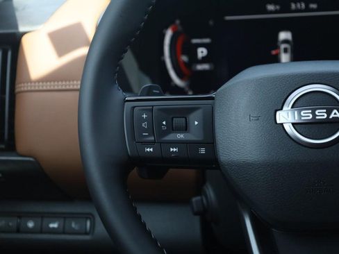 New 2026 Nissan Pathfinder Platinum AWD/4WD image 10