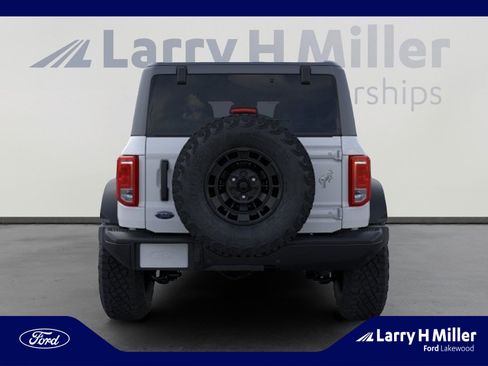 New 2026 Ford Bronco Big Bend w/ Black Diamond Package AWD/4WD image 5