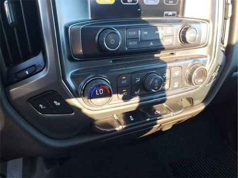 Used 2018 Chevrolet Silverado 1500 LT w/ All Star Edition image 23