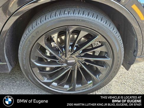 Used 2023 Lincoln Aviator Reserve w/ Equipment Group 201A AWD/4WD image 9