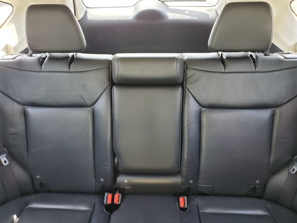 Used 2016 Honda CR-V Touring image 23
