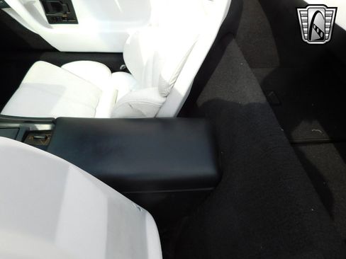 Used 1992 Chevrolet Corvette Convertible image 24