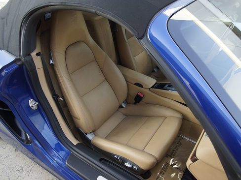 Used 2013 Porsche Boxster S image 23