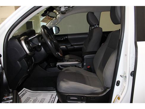 Used 2021 Toyota Tacoma SR5 image 18