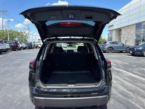 Used 2026 Nissan Rogue SV AWD/4WD image 11