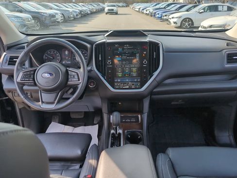 Used 2023 Subaru Ascent Touring image 18