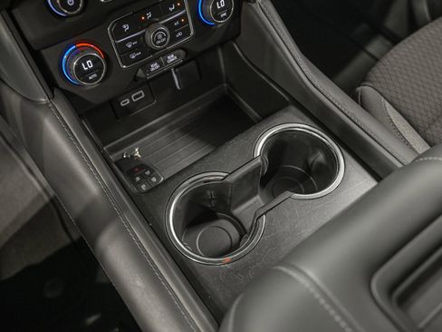 Used 2023 Chevrolet Suburban LS image 24