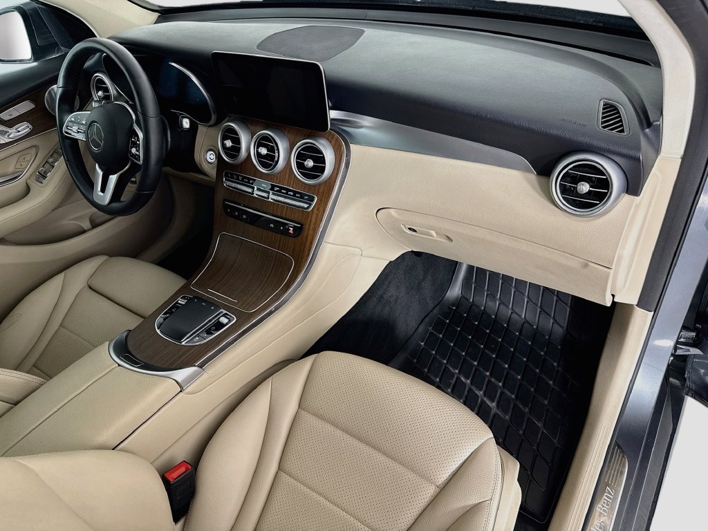 Certified 2021 Mercedes-Benz GLC 300 4MATIC image 17