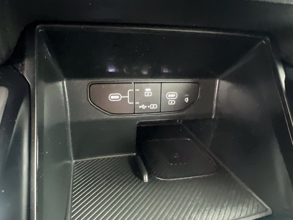 Certified 2024 Kia Sorento S w/ Panoramic Sunroof Package FWD image 50