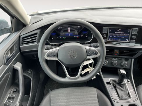 Certified 2023 Volkswagen Jetta S FWD image 14