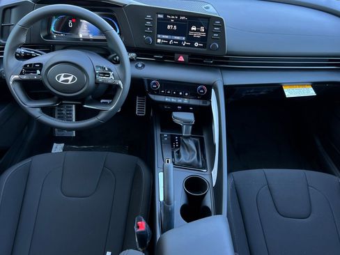 New 2025 Hyundai Elantra Sport image 14
