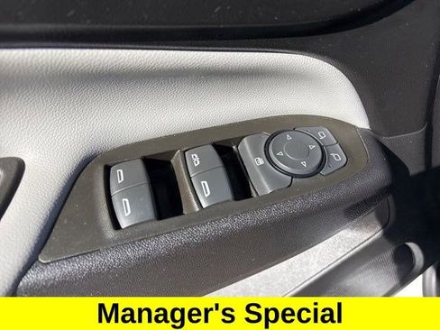 Used 2023 Chevrolet Equinox LT FWD image 13