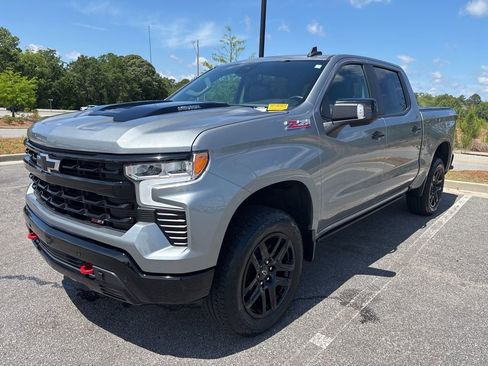 Used 2025 Chevrolet Silverado 1500 LT Trail Boss w/ Convenience Package II AWD/4WD image 52