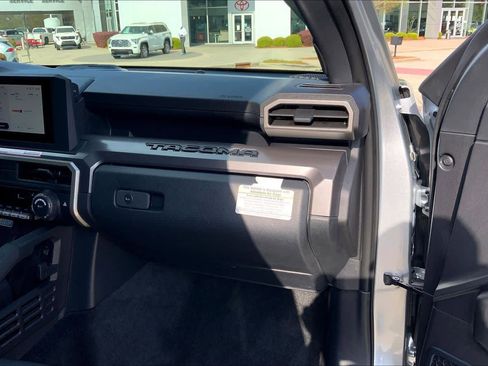Used 2024 Toyota Tacoma SR5 image 18
