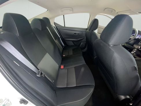 Used 2024 Nissan Sentra SV FWD image 33