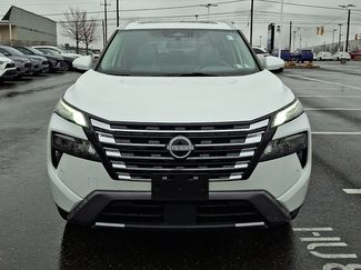 Used 2024 Nissan Rogue SL w/ SL Premium Package video 2